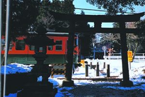 カマド神社踏切